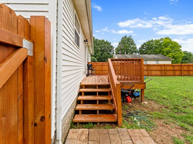 1007 Tyler Dr, Murfreesboro, TN 37130