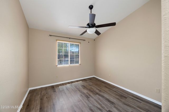 8901 N Palm Brook Drive, Tucson, AZ 85743