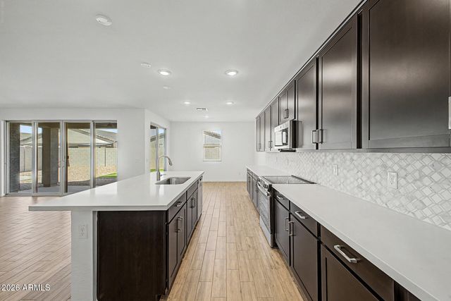 15718 W BROWN Street, Waddell, AZ 85355