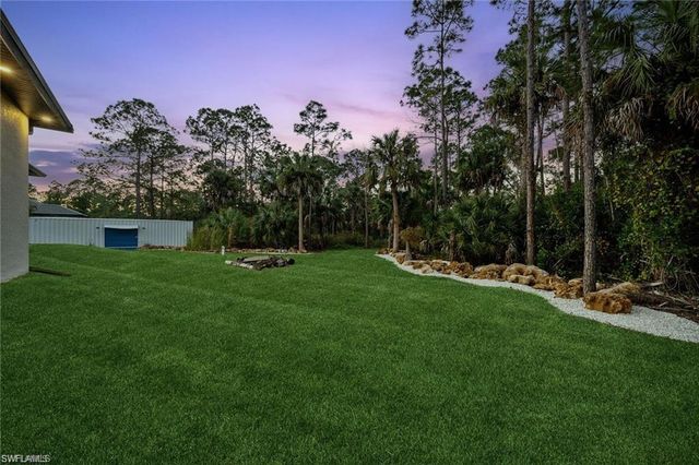 1021 10th AVE NE, Naples, FL 34120