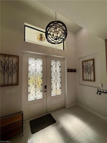 1021 10th AVE NE, Naples, FL 34120