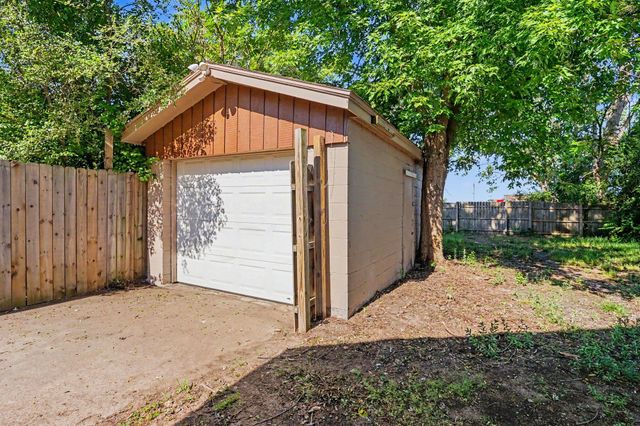 2617 Fairfield Street, Muskegon, MI 49441