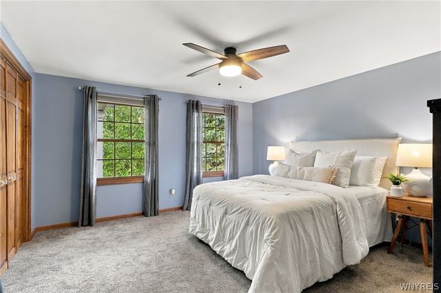 5559 Via Marina, Clarence, NY 14221
