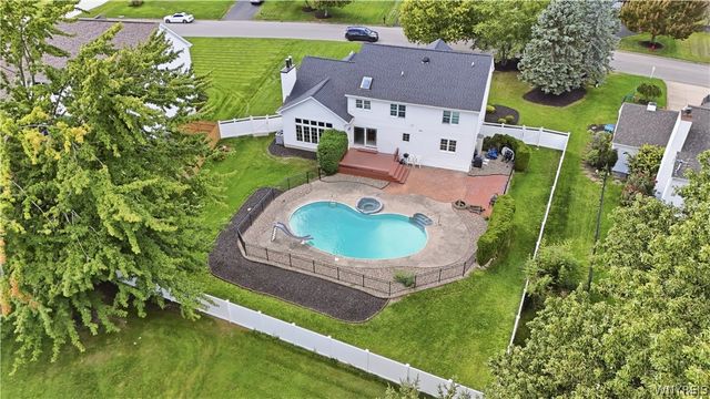 5559 Via Marina, Clarence, NY 14221