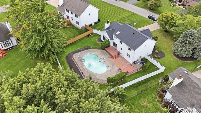 5559 Via Marina, Clarence, NY 14221