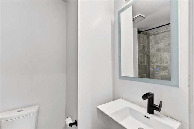 2226 Spring Walk Court, Atlanta, GA 30341