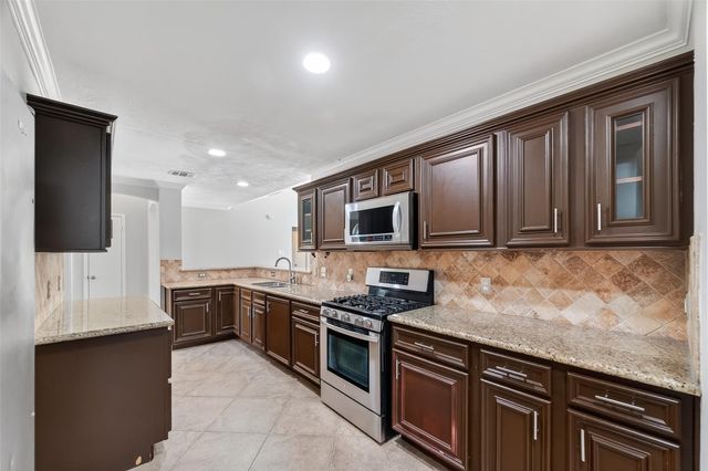 11430 Sagecreek Drive, Houston, TX 77089