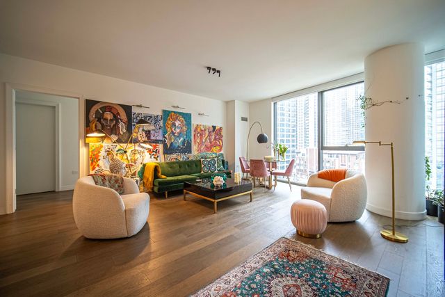 211 N Harbor Drive 603, Chicago, IL 60601