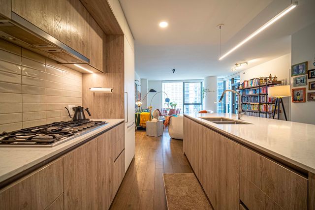 211 N Harbor Drive 603, Chicago, IL 60601