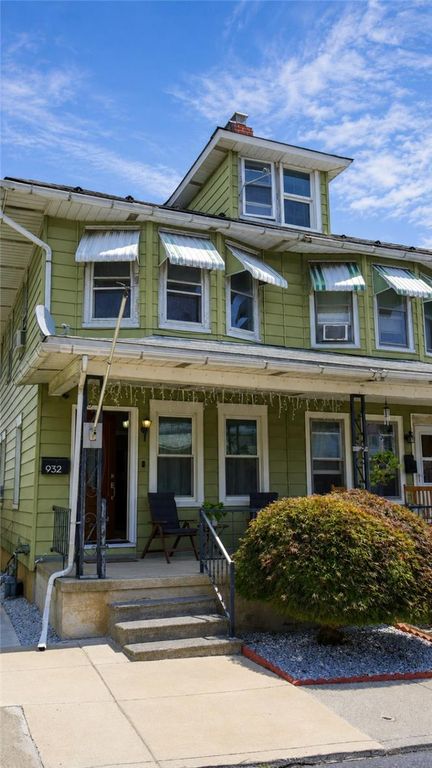 932 Fernwood Street, Bethlehem City, PA 18018