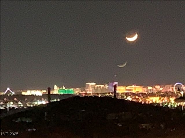 738 Purple Knoll Walk, Henderson, NV 89011