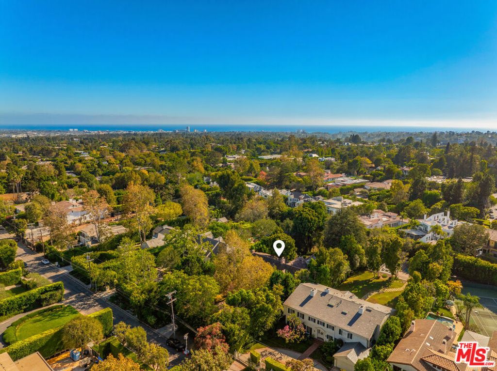 357 N Carmelina Avenue, Los Angeles, CA 90049 — photo 2