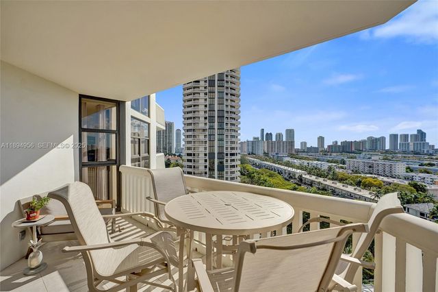 1000 E Island Boulevard 1403, Aventura, FL 33160