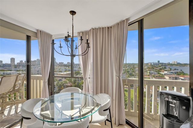 1000 E Island Boulevard 1403, Aventura, FL 33160