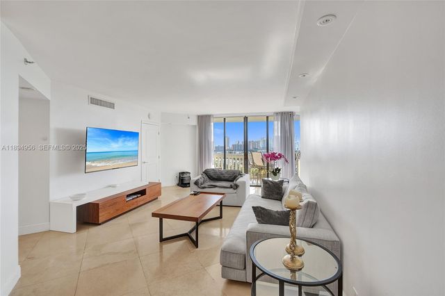 1000 E Island Boulevard 1403, Aventura, FL 33160
