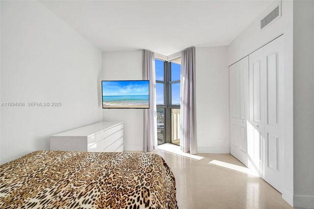 1000 E Island Boulevard 1403, Aventura, FL 33160