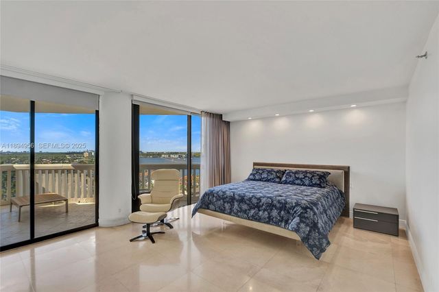 1000 E Island Boulevard 1403, Aventura, FL 33160