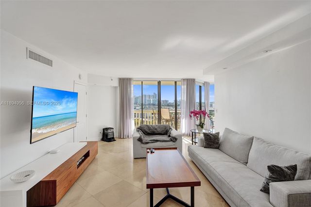 1000 E Island Boulevard 1403, Aventura, FL 33160