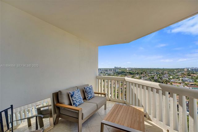 1000 E Island Boulevard 1403, Aventura, FL 33160