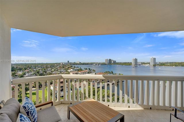 1000 E Island Boulevard 1403, Aventura, FL 33160