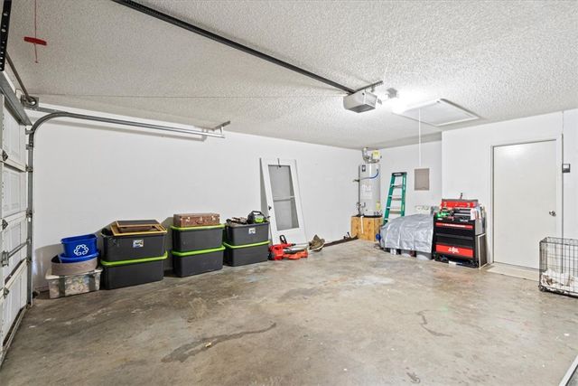 1303 N Flamingo Road, Rogers, AR 72756