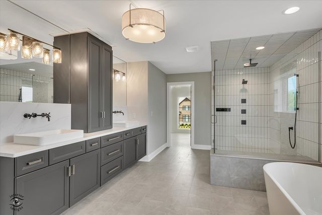 9011 Port Washington Drive, Frankfort, IL 60423
