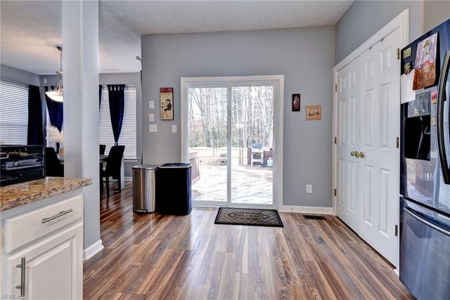 702 Mary Bierbauer WAY, Yorktown, VA 23693