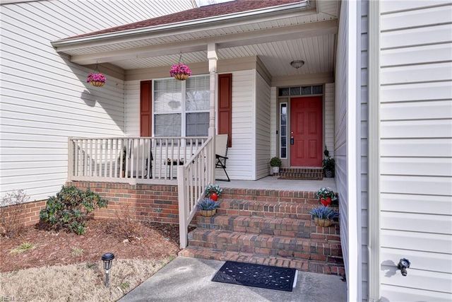 702 Mary Bierbauer WAY, Yorktown, VA 23693