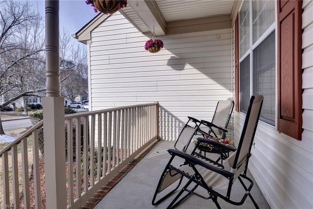 702 Mary Bierbauer WAY, Yorktown, VA 23693