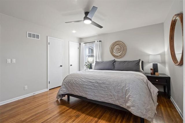 6724 Mackey Street, Overland Park, KS 66204