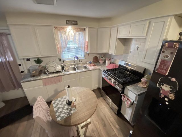 3132 N 42nd STREET, Milwaukee, WI 53216