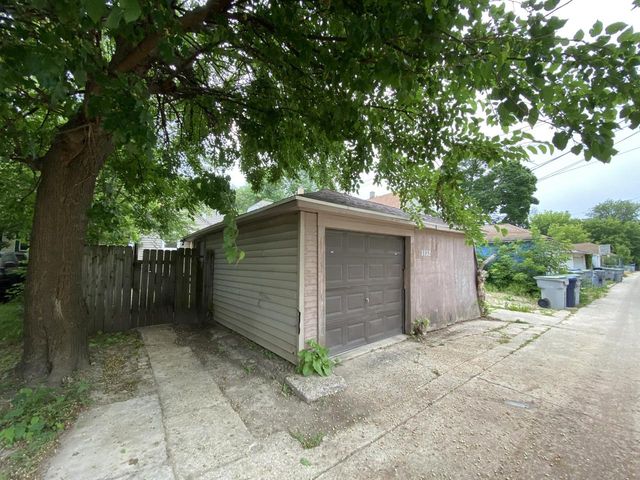 3132 N 42nd STREET, Milwaukee, WI 53216