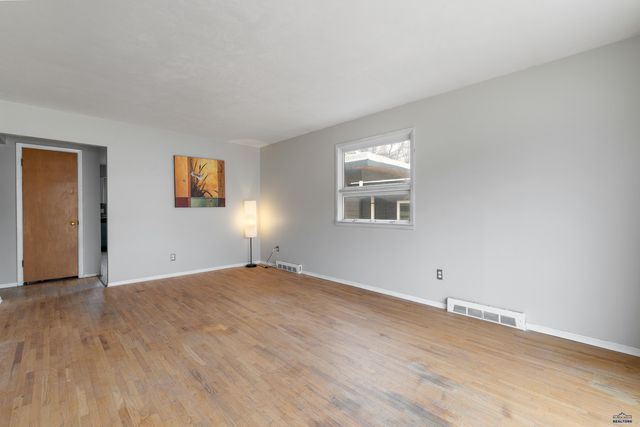 1713 LODGE, Rapid City, SD 57702