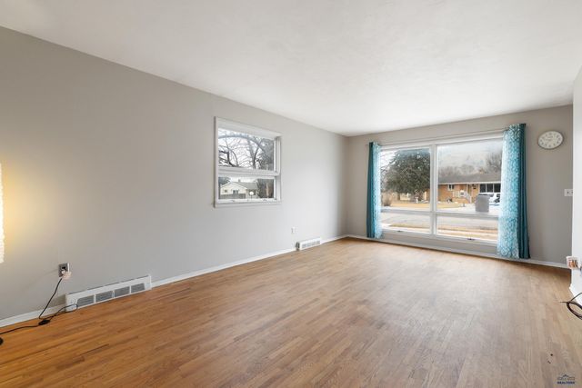 1713 LODGE, Rapid City, SD 57702