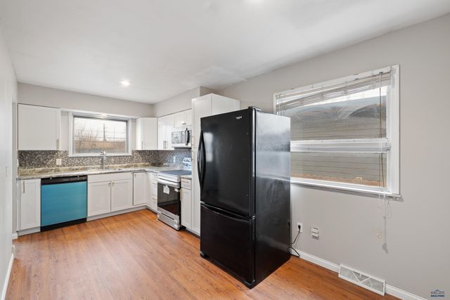 1713 LODGE, Rapid City, SD 57702