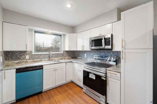 1713 LODGE, Rapid City, SD 57702