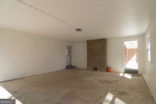 331 Deerfield Road, Hogansville, GA 30230