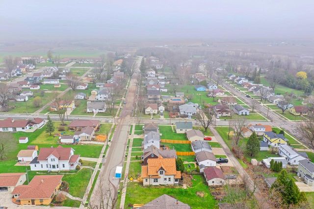 2216 Monroe Street, New Holstein, WI 53061
