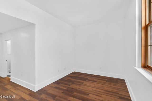 137 Front Street Apt 311, Schenectady, NY 12305