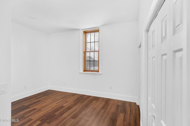 137 Front Street Apt 311, Schenectady, NY 12305