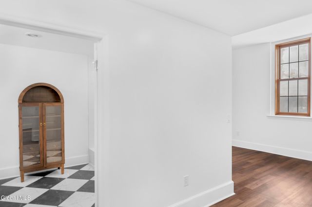 137 Front Street Apt 311, Schenectady, NY 12305