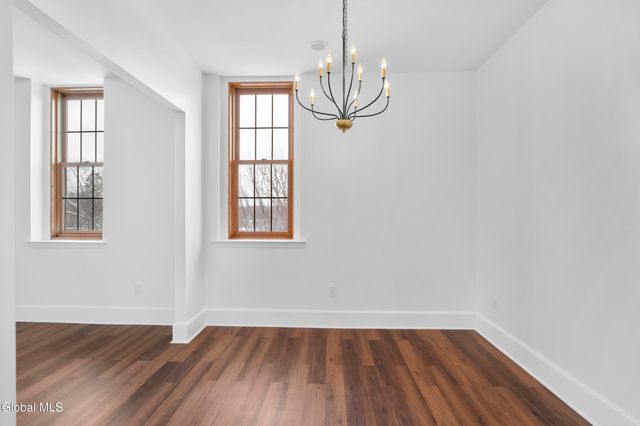 137 Front Street Apt 311, Schenectady, NY 12305