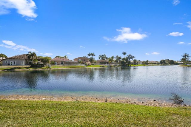 6691 Segovia Way, Pembroke Pines, FL 33331