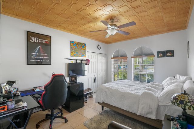 6691 Segovia Way, Pembroke Pines, FL 33331