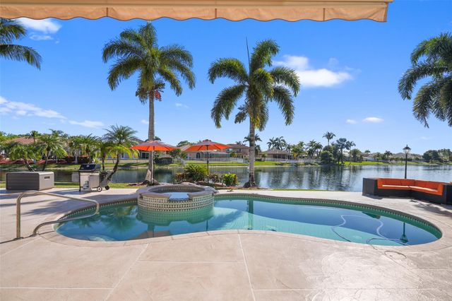 6691 Segovia Way, Pembroke Pines, FL 33331