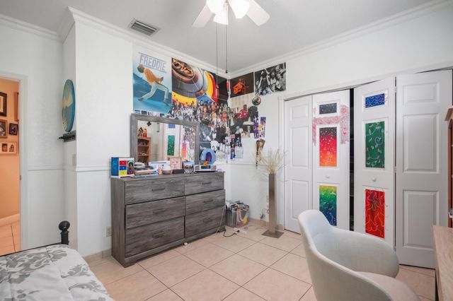 6691 Segovia Way, Pembroke Pines, FL 33331