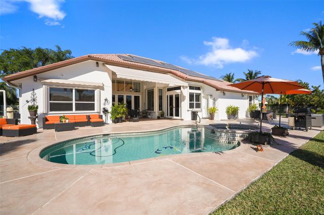 6691 Segovia Way, Pembroke Pines, FL 33331