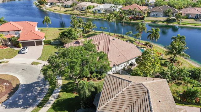 6691 Segovia Way, Pembroke Pines, FL 33331