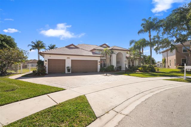 6691 Segovia Way, Pembroke Pines, FL 33331