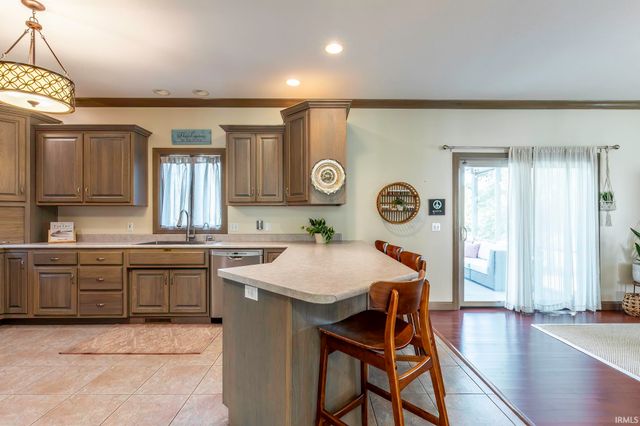 10809 St. Joe Road, Fort Wayne, IN 46835